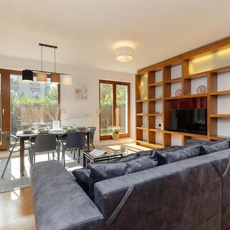 Old Mokotow Spacious Two-Bedroom Apartment By Noclegi Renters Warsaw Exterior photo