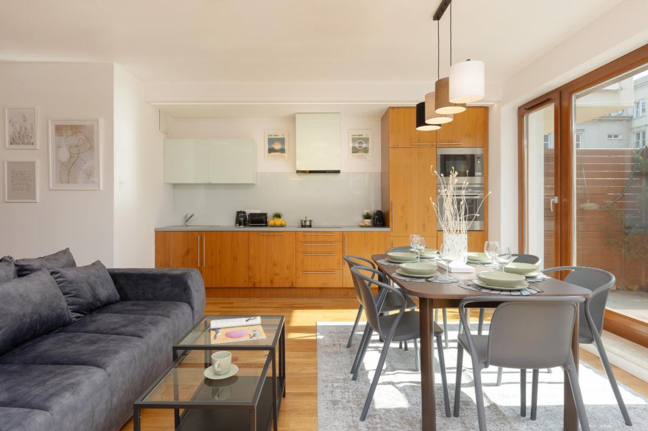 Old Mokotow Spacious Two-Bedroom Apartment By Noclegi Renters Warsaw Exterior photo