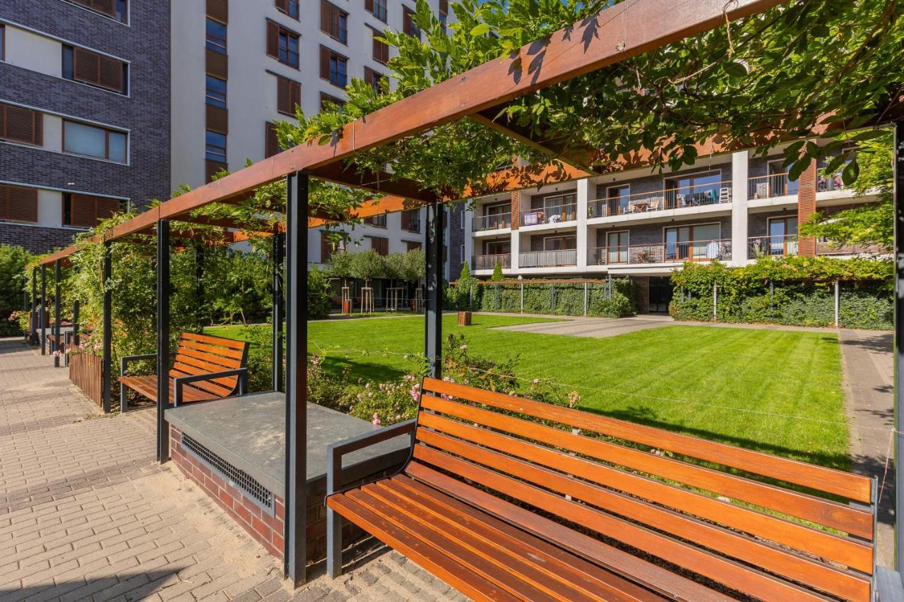 Old Mokotow Spacious Two-Bedroom Apartment By Noclegi Renters Warsaw Exterior photo