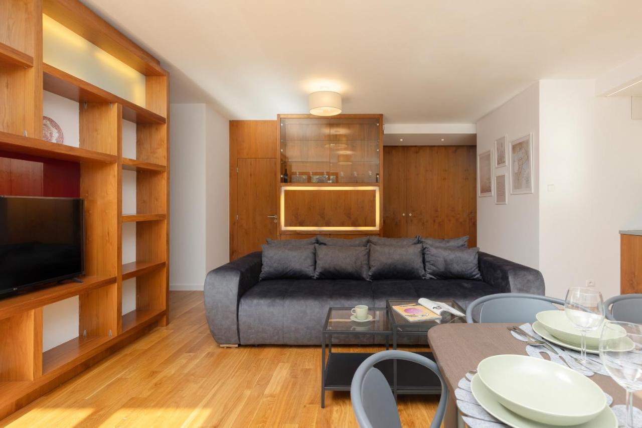 Old Mokotow Spacious Two-Bedroom Apartment By Noclegi Renters Warsaw Exterior photo