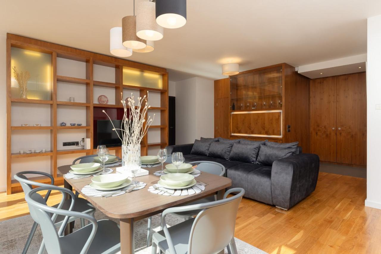 Old Mokotow Spacious Two-Bedroom Apartment By Noclegi Renters Warsaw Exterior photo