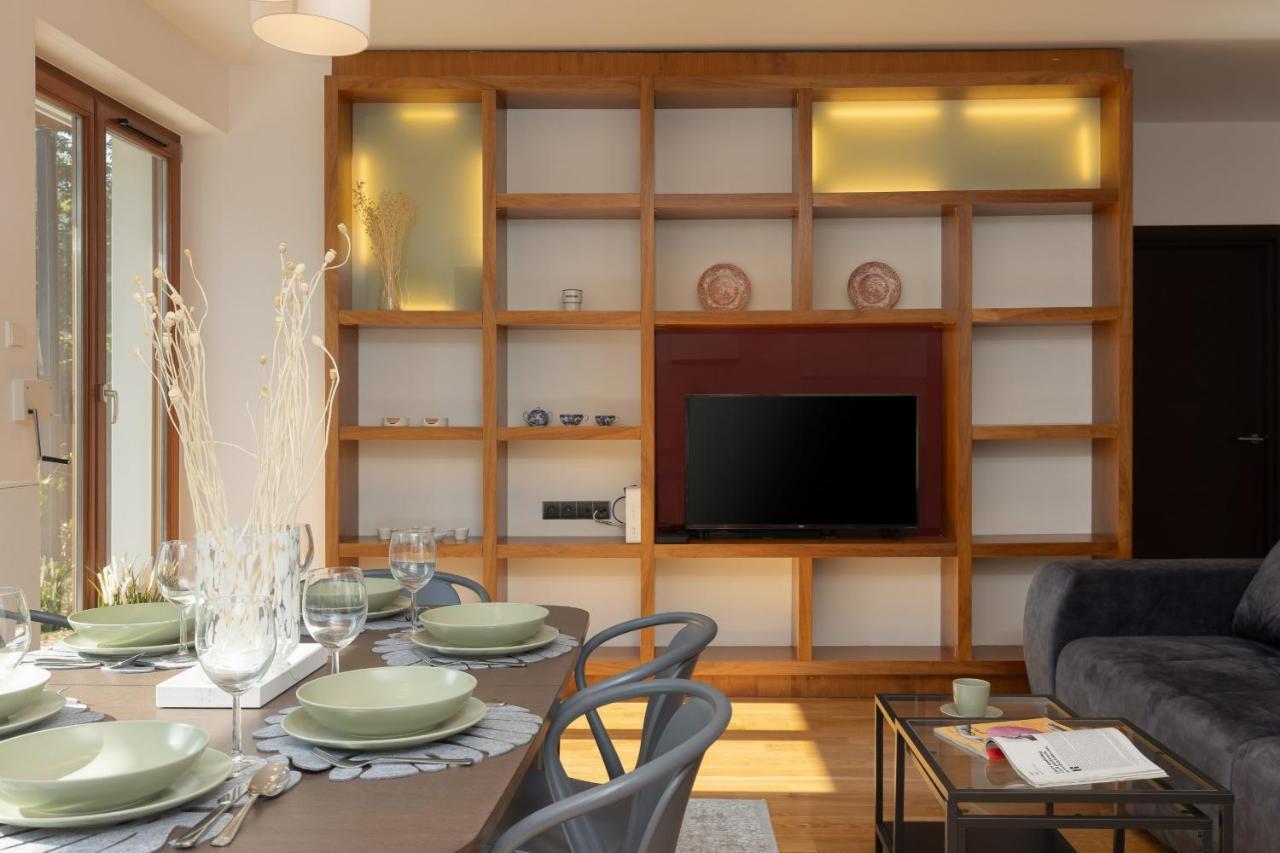 Old Mokotow Spacious Two-Bedroom Apartment By Noclegi Renters Warsaw Exterior photo